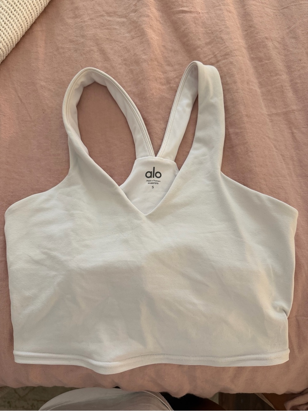 ALO Yoga White V-Neck Racerback Sports Bra
